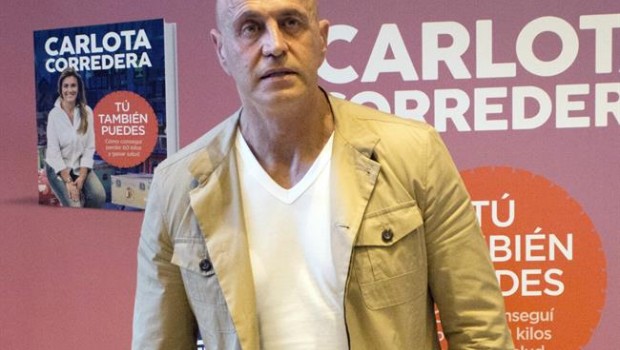 ep kiko matamoros acudio apresentacionlibrocarlota corredera