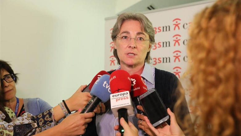 ep la concejala del ayuntamiento de madrid marta higueras dando declaraciones a los medios de