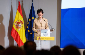 ep la ministra de inclusion seguridad social y migraciones elma saiz participan en la presentacion