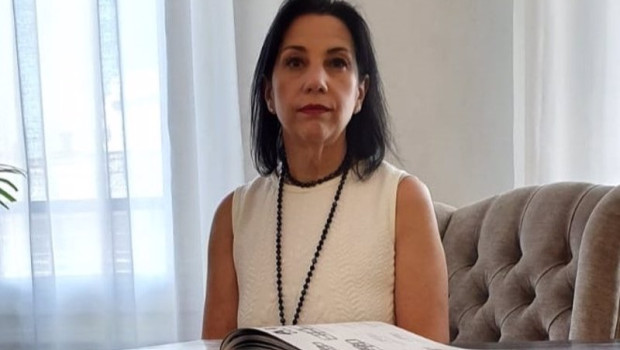 ep la presidenta de la asociacion de viviendas turisticas de la comunidad valenciana aptur cv silvia ep la presidenta de la asociacion de viviendas turisticas de la comunidad valenciana aptur cv silvia