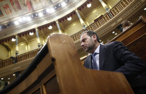 ep ministrofomento jose luis abalos sentadosu escanode intervenirdebatereal decreto-leymedidas urgentesmateriaviviendaalquilercongresolos diputados