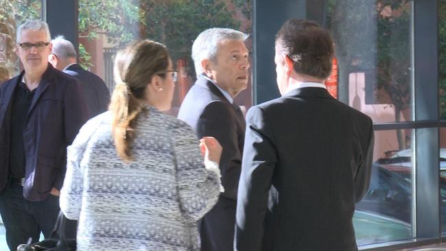 Modesto Crespo en el centro de la imagen antes de entrar al juicio | Europa Press ep modesto crespocentrola imagende entrarjuicio
