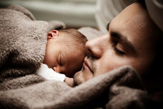 Padre e hijo durmiendo | PIXABAY ep padre e hijo durmiendo