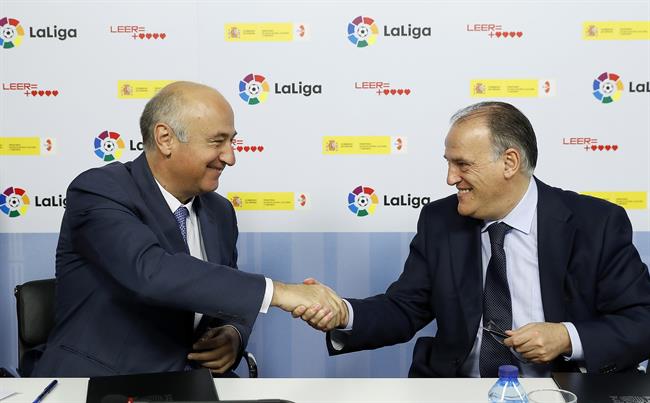 ep secretarioestadocultura fernando benzo y javier tebas