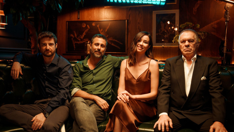 headless chickens manolopavon 