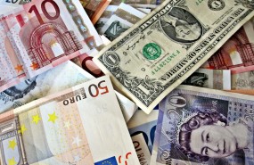 Money, cash, banknotes, euros, euro ; dollars, pounds sterling. Image TaxRebate.org.uk