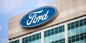 au total ford a un plan en cours pour supprimer pres de 9 000 emplois sur le vieux continent