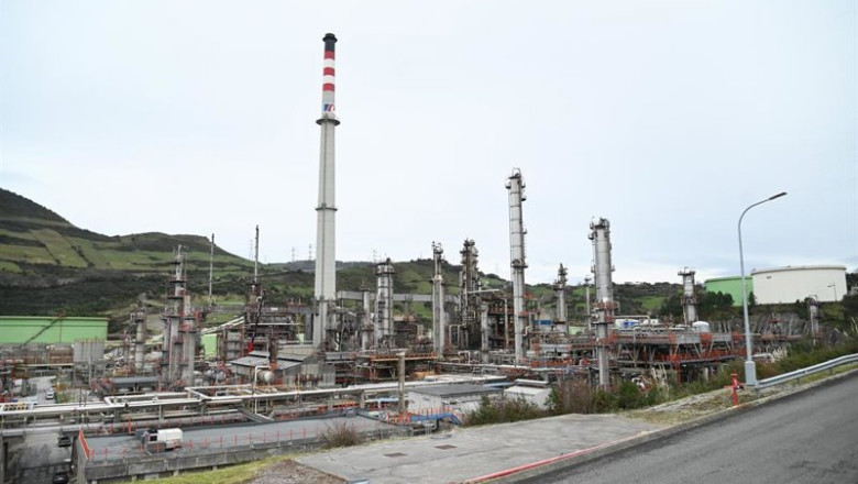 ep archivo   instalaciones de petronor en muskiz bizkaia