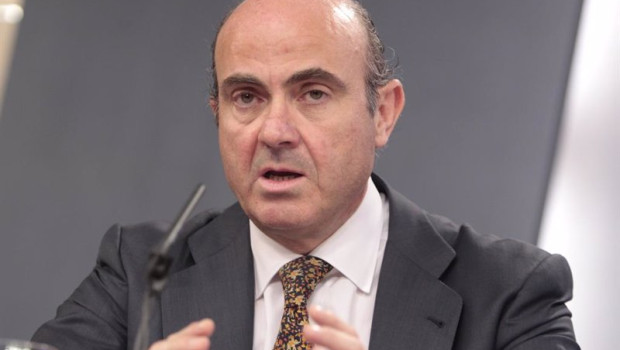 ep archivo   luis de guindos en 2012 cuando era titular de la cartera de economia del gobierno de