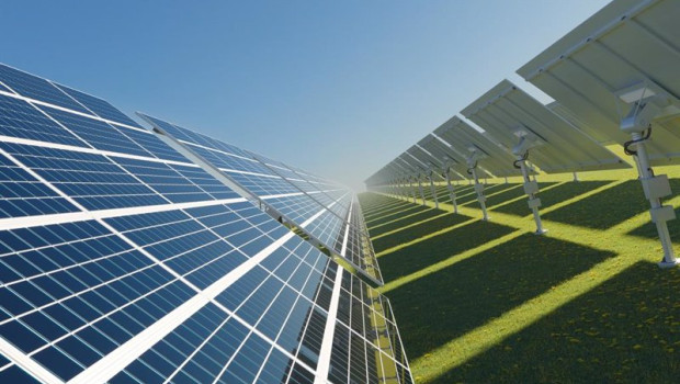 ep archivo   ric energy se alia con rosemawr para implantar proyectos solares y de almacenamiento en