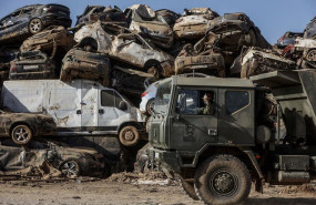 ep archivo   un camion en un desguace de vehiculos afectados por la dana en valencia