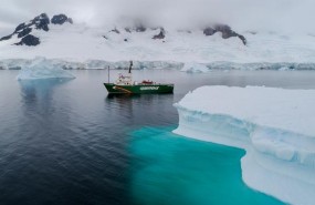 ep barco artic sunrisegreenpeacecharlotte bay enpeninsula antartica