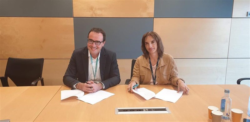 ep de izquierdaderecha abel delgado director generaltunstall healthcaresureuropamarisa urquia directoraempresastelefonica espana