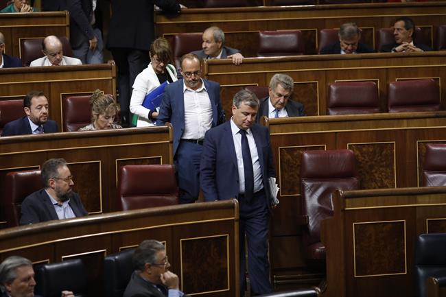Diputados del PDECAT abandonan el Congreso en protesta por las detenciones | EUROPA PRESS ep diputadospdecat abandonancongresoprotestalas detenciones