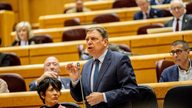 ep el ministro de agricultura pesca y alimentacion luis planas interviene durante una sesion de 20260317180005