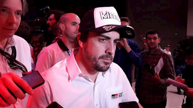 ep el piloto espanol fernando alonso en la presentacion del equipo toyota gazoo racing para el rally