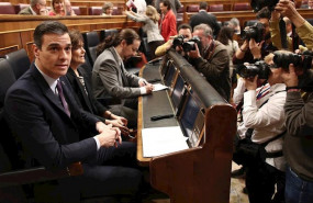 ep el presidente pedro sanchez con los vicepresidentes carmen calvo y pablo iglesias en el banco