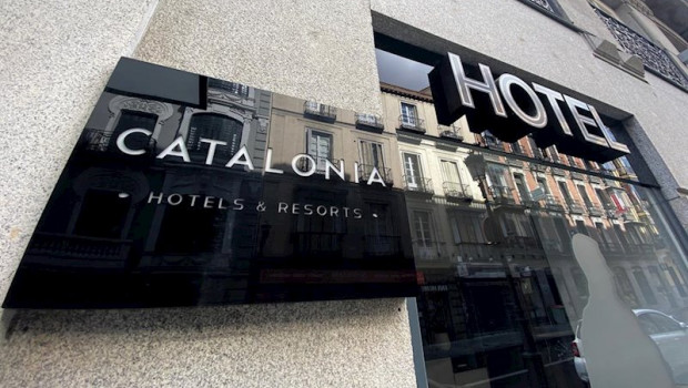 ep fachada del hotel catalonia