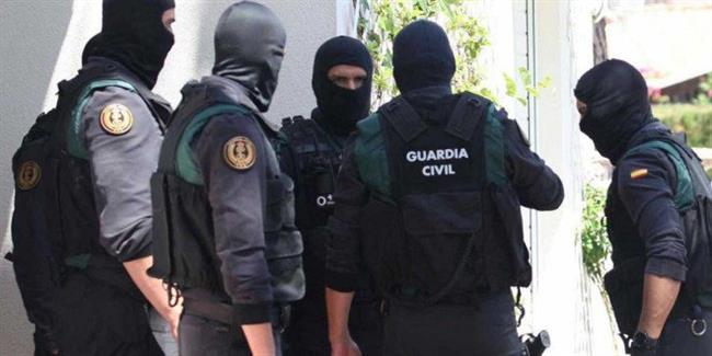 La Guardia Civil detiene en Palamós (Girona) a una mujer por yihadismo | TWITTER DE LA GUARDIA CIVIL - Archivo ep la guardia civil detienepalamos girona amujeryihadismo