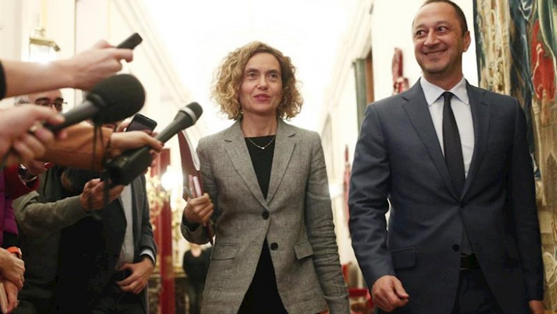 La presidenta del Congreso de los Diputados, Meritxell Batet y el vicepresidente primero del Congreso, Alfonso Rodríguez Gómez de Celis, a su llegada a la reunión de la Mesa del Congreso de los Diputados, en Madrid (España), a 23 de diciembre de 2019. | Eduardo Parra - Europa Press ep la presidenta del congreso de los diputados meritxell batet y el vicepresidente primero del