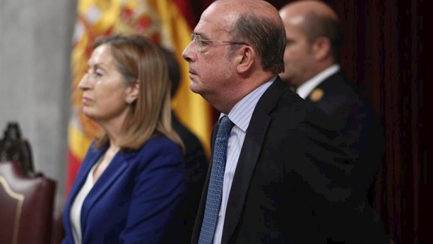 ep la vicepresidenta segunda del congreso ana pastor pp y el vicepresidente cuarto del congreso