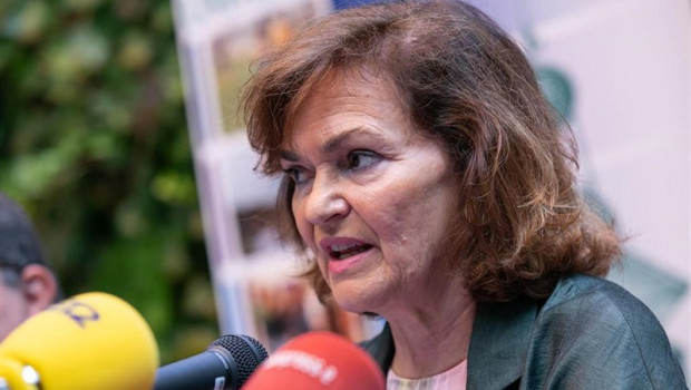 ep la vicepresidentagobiernofuncionesministrala presidencia relacioneslas cortes e igualdad carmen calvo inaugurasegunda semanalos cursosveranola upo