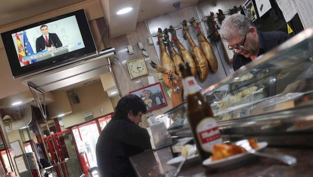 ep un bar tipico espanol un dia antes del cierre de toda la hosteleria en madrid
