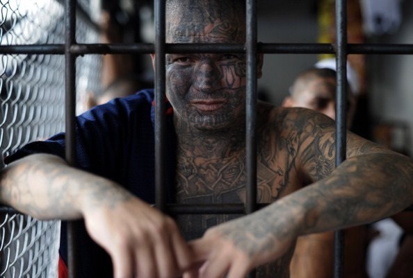 ep un integrante de una mara salvadorena en prision