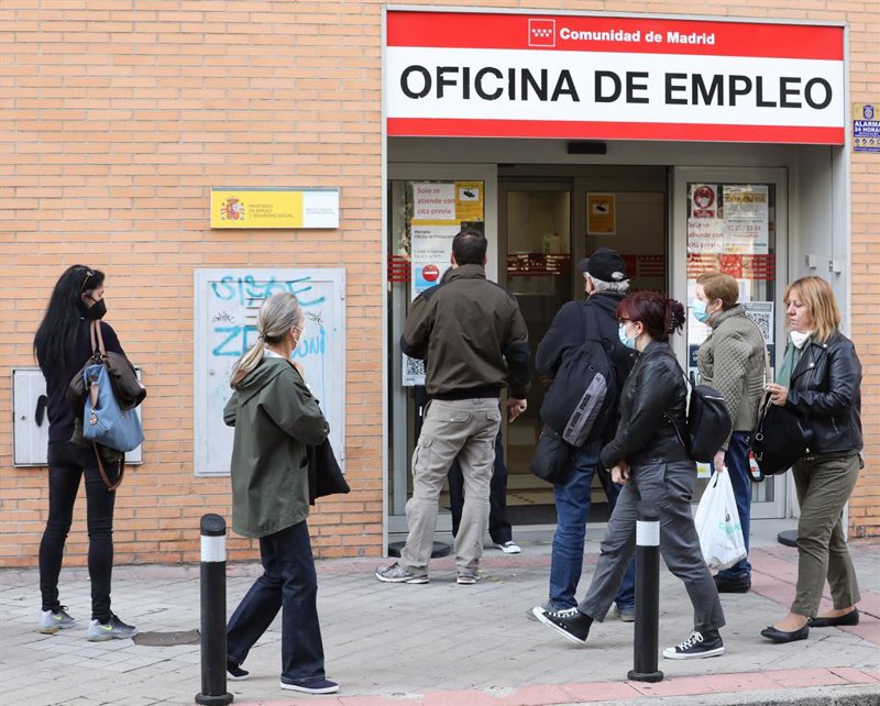 El empleo aumenta un 0,9% en la eurozona en el tercer trimestre, con España destacando