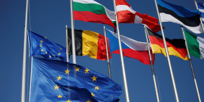 union-europeenne-bruxelles-ue-drapeau-flag 20200325102417 union-europeenne-bruxelles-ue-drapeau-flag 20200325102417