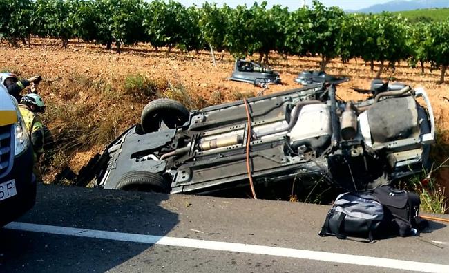 Accidente en la A-220 entre La Almunia y Cariñena. | DIPUTACIÓN DE ZARAGOZA ep accidentela a-220la almuniacarinena