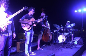 ep archivo   musicos en una actuacion