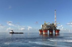 ep archivo   una plataforma petrolifera de repsol