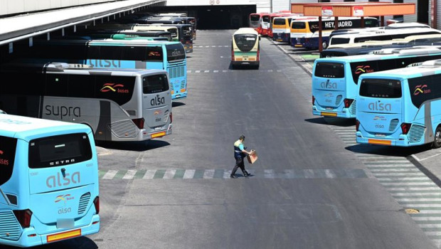 ep archivo varios autobuses durante la segunda operacion salida del verano 2026 en la estacion sur ep archivo varios autobuses durante la segunda operacion salida del verano 2026 en la estacion sur