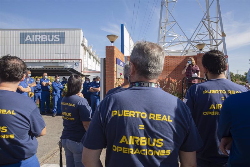 Airbus busca soluciones para su planta de Cádiz y no descarta el cierre