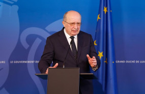 ep el comisario europeo de defensa y espacio andrius kubilius