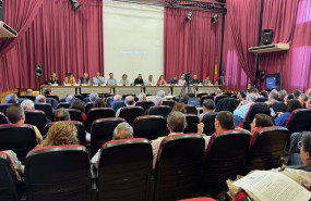 ep el comite federal de upa reunido el 6 de noviembre en la escuela julian besteiro en madrid espana