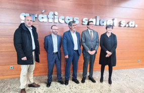 ep el consejero delegado de accio jaume baro junto a directivos de salaet food packaging