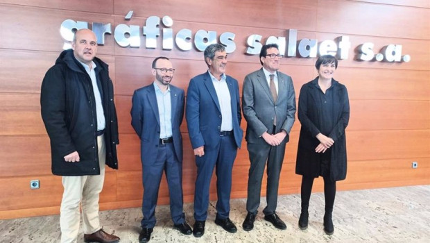 ep el consejero delegado de accio jaume baro junto a directivos de salaet food packaging