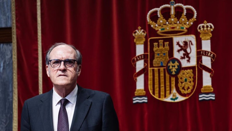 ep el defensor del pueblo angel gabilondo durante el acto de entrega de los xvi premios anuales del ep el defensor del pueblo angel gabilondo durante el acto de entrega de los xvi premios anuales del