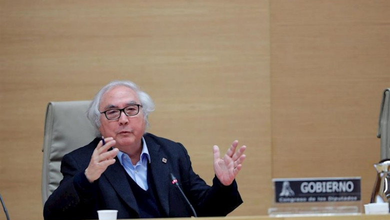El ministro de Universidades, Manuel Castells, comparece ante la Comisión de Universidades del Congreso para explicar cómo será el fin de curso en el sistema universitario debido a la crisis del Covid-19. En Madrid, (España), a 7 de mayo de 2020. | Pool ep el ministro de universidades manuel castells comparece ante la comision de universidades del