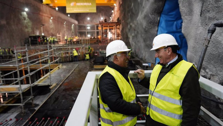 El presidente de Iberdrola, Ignacio Sánchez Galán, y el primer ministro de Portugal, Antonio Costa, visitando el proyecto de la compañía en Portugal. | IBERDROLA - Archivo ep el presidente de iberdrola ignacio sanchez galan y el primer ministro de portugal antonio costa