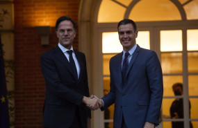 ep el presidente del gobierno pedro sanchez d recibe al primer ministro de paises bajos mark rutte i
