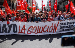 ep el secretario general de comisiones obreras unai sordo 6i sostiene la pancarta de la cabecera de ep el secretario general de comisiones obreras unai sordo 6i sostiene la pancarta de la cabecera de