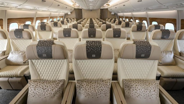 ep emirates completa la primera remodelacion de un avion airbus a380 de dos clases