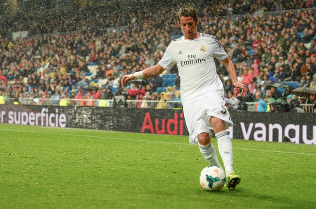 Fábio Coentrão en el encuentro ante el Rayo Vallecano | EUROPA PRESS ep fabio coentroencuentrorayo vallecano