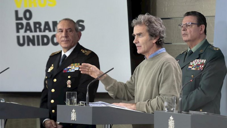 Imagen de recurso (I-D) del director adjunto operativo (DAO) de la Policía, José Ángel González, el teniente general, Laurentino Ceña, y el director del Centro de Coordinación de Alertas y Emergencias Sanitarias del Ministerio de Sanidad, Fernando Simón. | Moncloa ep imagen de recurso i-d del director adjunto operativo dao de la policia jose angel gonzalez el