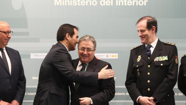 ep juan ignacio zoidola firmaacuerdoequiparacion salarial