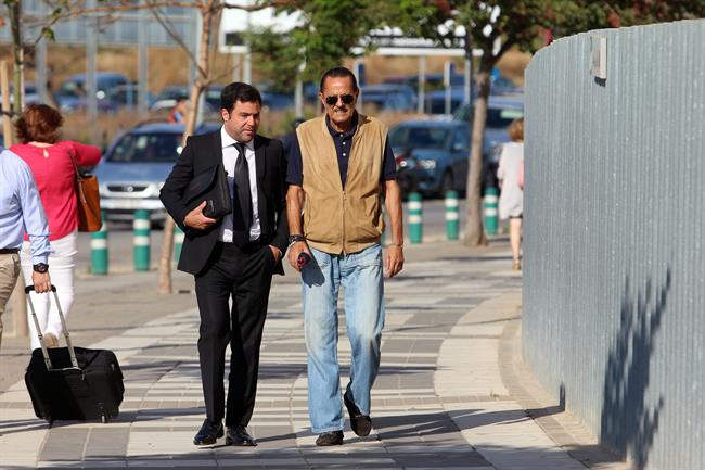 Julián Muñoz entrando en juzgados | EUROPA PRESS/ALEX ZEA ep julian munoz entrandojuzgados