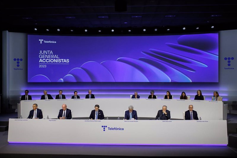 ¿Por qué Berenberg se reafirma en su consejo de vender Telefónica Alemania?